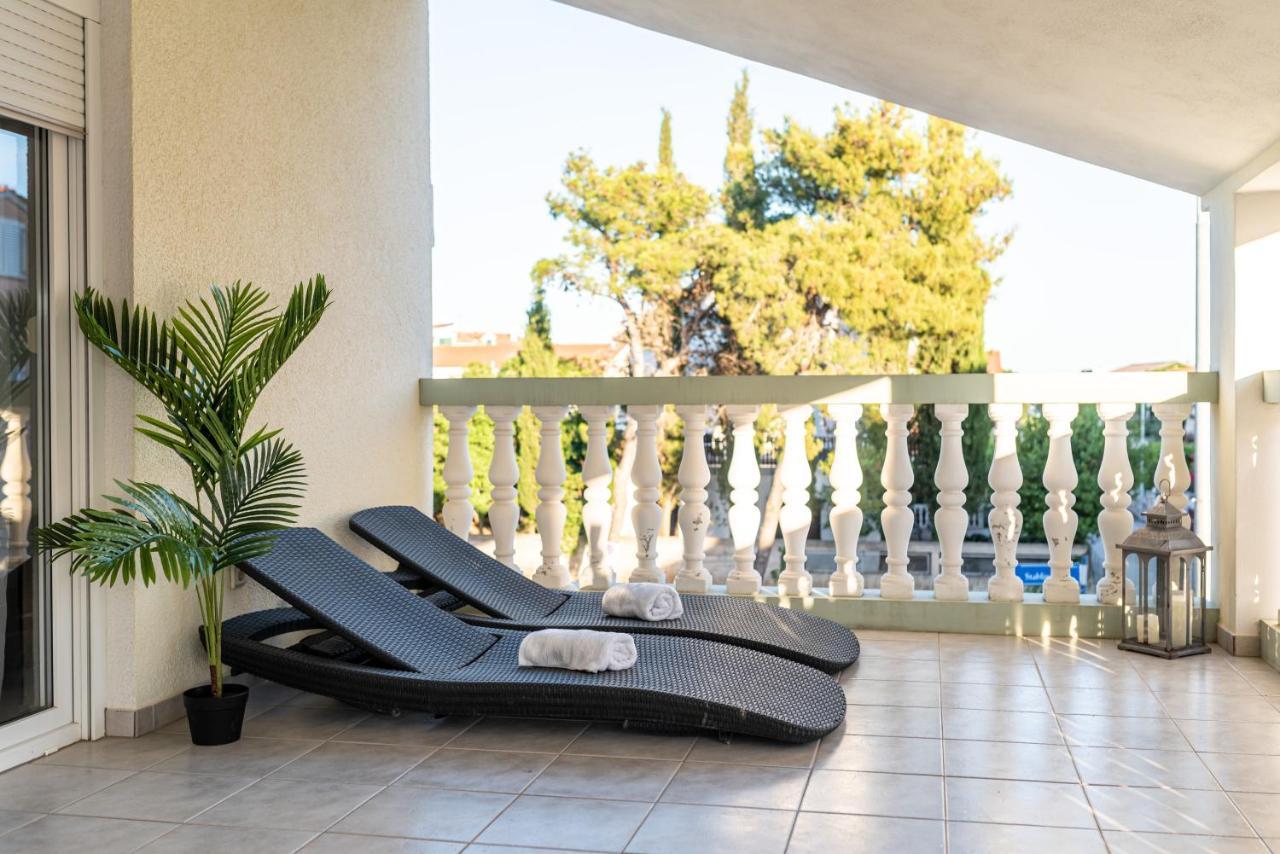 Magnolia Apartmani Vodice Exterior photo