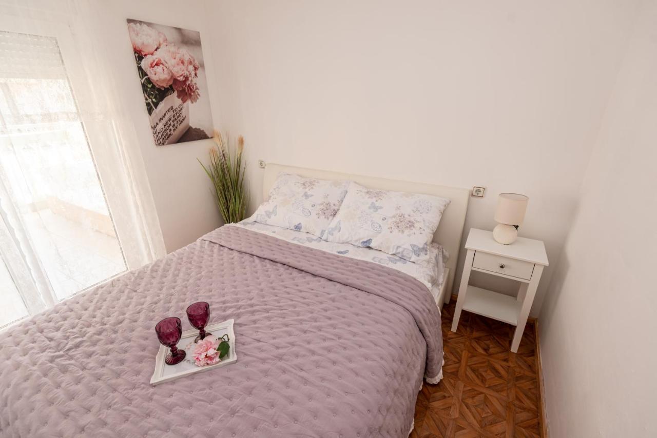 Magnolia Apartmani Vodice Exterior photo