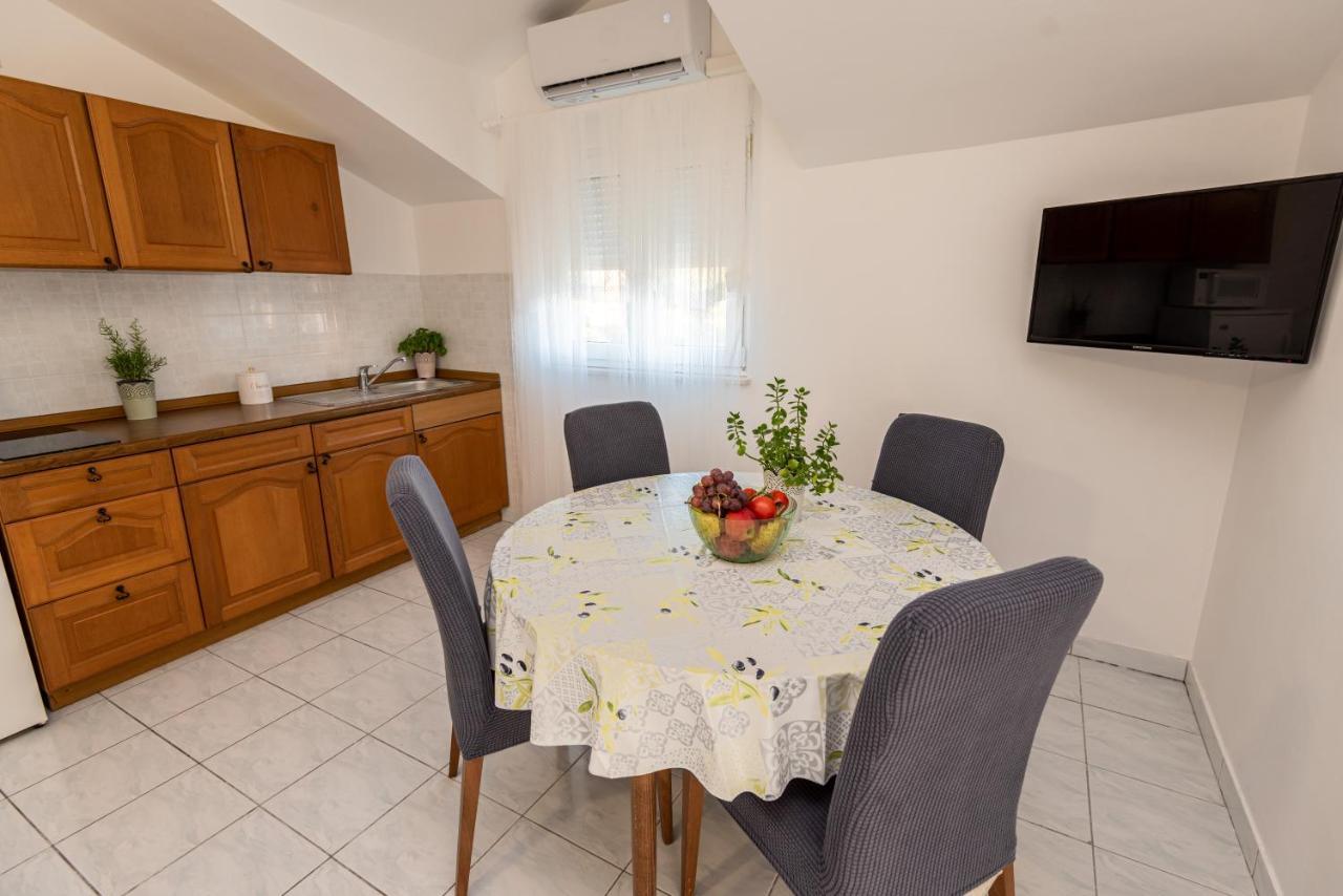 Magnolia Apartmani Vodice Exterior photo