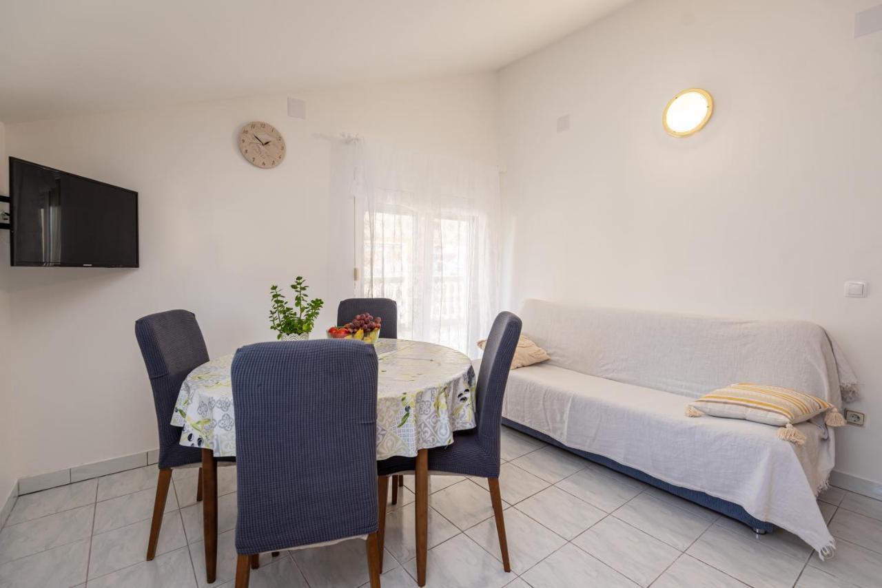 Magnolia Apartmani Vodice Exterior photo