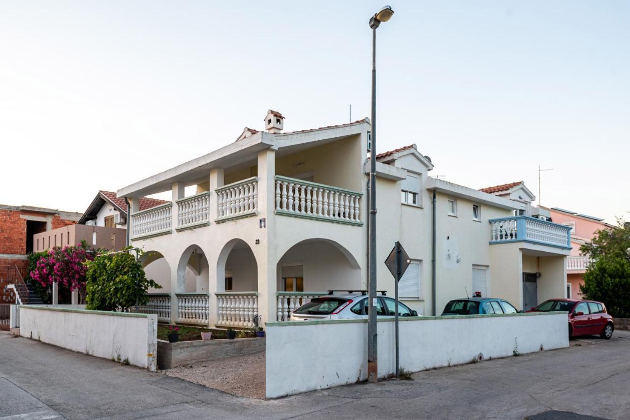 Magnolia Apartmani Vodice Exterior photo