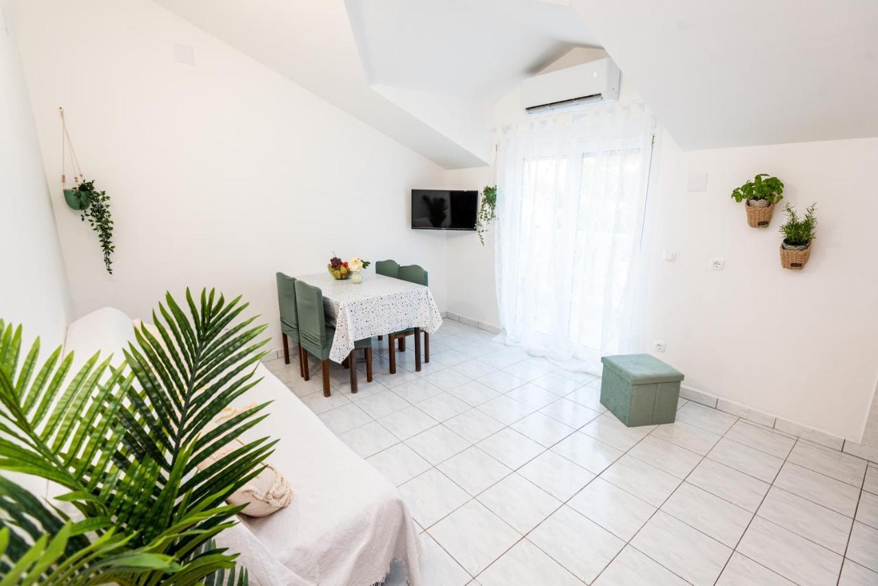 Magnolia Apartmani Vodice Exterior photo